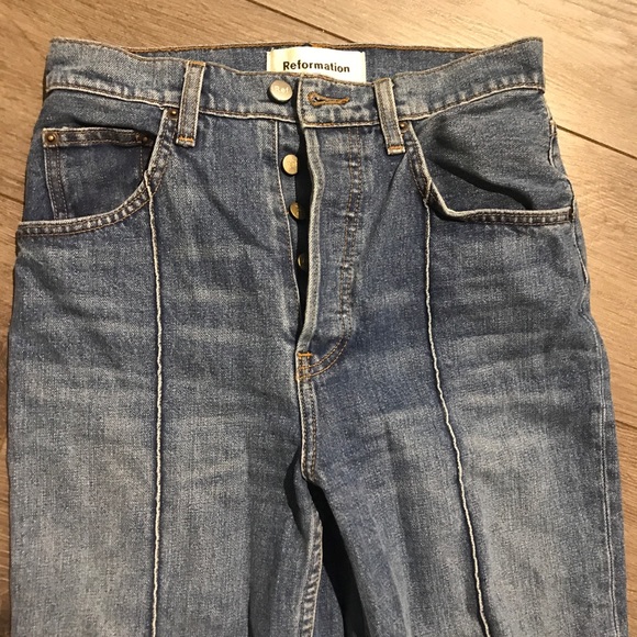 NWOT Reformation Cynthia HighRelaxed Jeans Pintuck - Picture 3 of 6